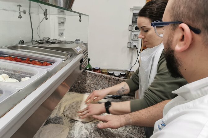 2-Hour Authentic Italian Pizza Making Class in Naples - Tips to Make the Class Feel Smooth, Not Rushed