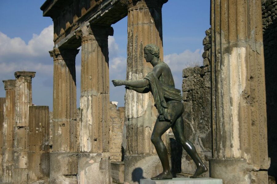 2-Hour Private Walking Tour of Pompeii - Human casts: the tragedy you cannot ignore, told with care