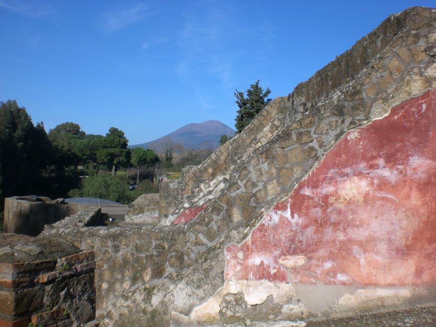 2-Hour Private Walking Tour of Pompeii - The former Red Light District and erotic frescoes