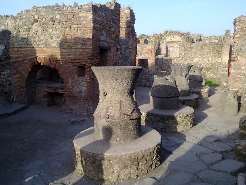 2-Hour Private Walking Tour of Pompeii - Pompeii’s three theaters: outdoor performances, mime and poetry, tragedies and comedies