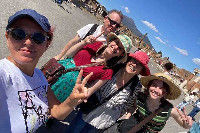 2 Hours Pompeii Group Tour with Archaeologist Guide and Skip the Line - Temple of Jupiter and the Forum Area: How Religion and Commerce Sat Side by Side