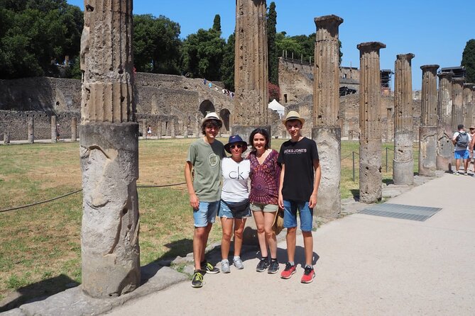 2 Hours Pompeii Group Tour with Archaeologist Guide and Skip the Line - Meet at Ristorante Suisse in Piazza Esedra: The Simple Logistics That Matter