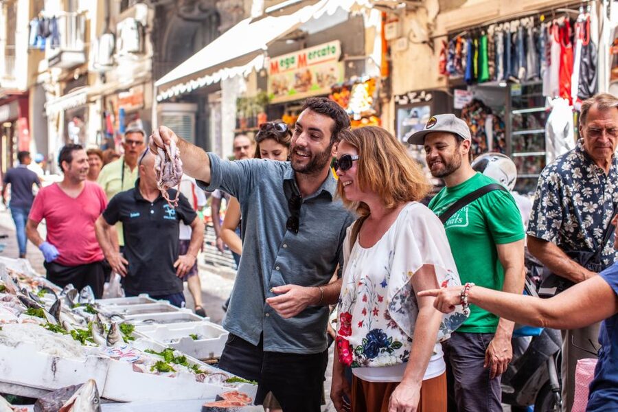 A taste of Napoli: Food Walking Tour with Local Tour Guide - Royal Palace and Teatro San Carlo, history between bites