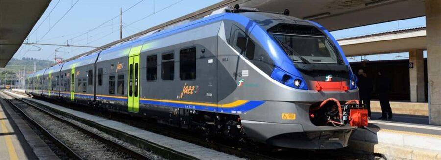 Amalfi Coast by Train & Ferry with Smart Digital Guide - Salerno Station to Porto Concordia, The Walk That Sets the Tone