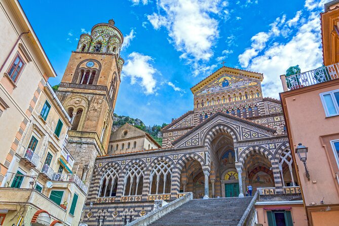 Amalfi Coast Sightseeing Bus Tour from Pompeii - Stop-by-stop: Amalfi, Positano view, Ravello, and Sorrento time