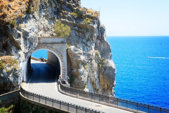 Amalfi Coast Sightseeing Bus Tour from Pompeii - Price and logistics: what you are really paying for