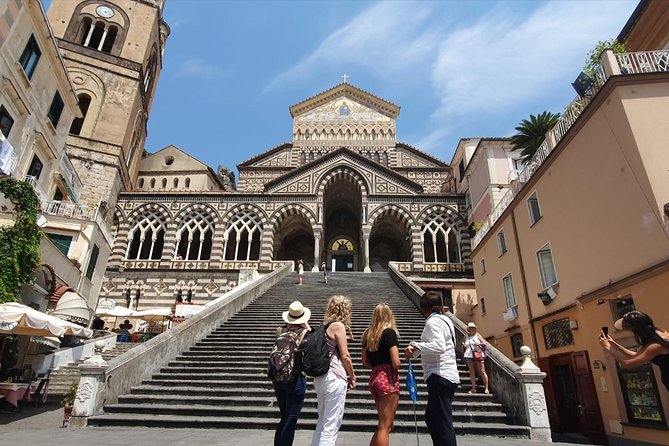 Amalfi Coast Tour: Positano, Amalfi & Ravello from Naples - How guides like Roberto, Lucio, and Luna shape the experience