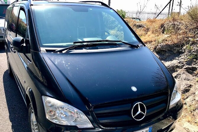 Amalfi Drive Small Group - The Comfort Factor: Mercedes Van, Live Commentary, and Max 8 Travelers