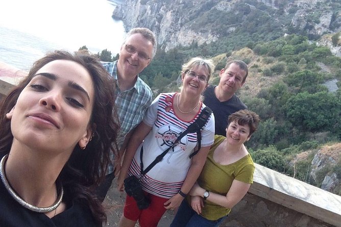 Amalfi Drive Small Group - Positano’s 90 Minutes: Santa Maria Assunta and Cliffside Views