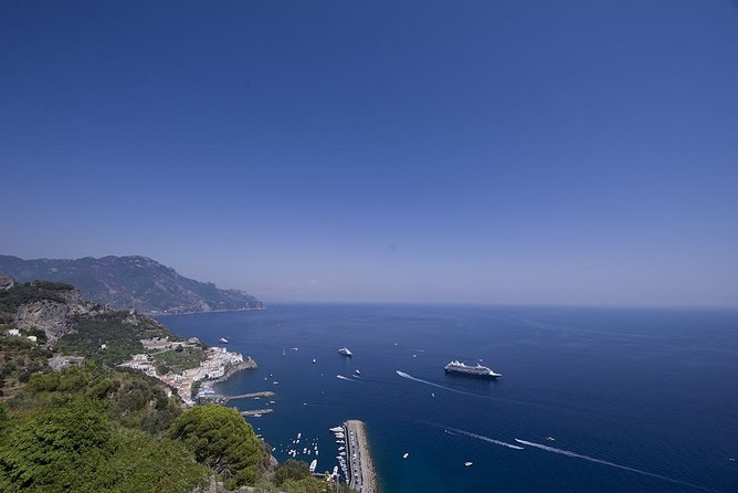Amalfi Ravello Positano Tour - Amalfi: cliffs, the Costiera Amalfitana name, and medieval power