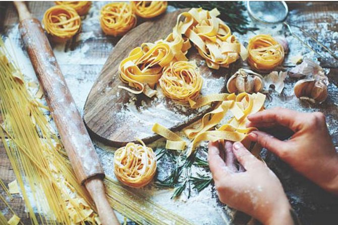 Amazing Pizza and Pasta Class at Savio’s kitchen cooking school - Pizza and sauce: tasting Naples, not just eating it