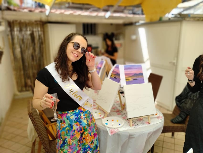 Art Workshop in Naples city centre with Aperitif - Your art coach, Maria, and the teaching style you’ll feel