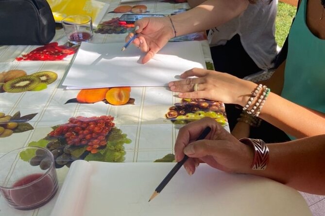 Art worshop with aperitif in Naples - Maria’s historic café workshop: art class, Naples style