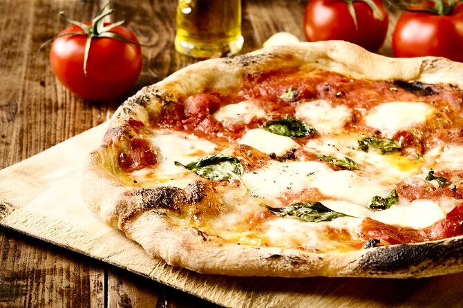 Authentic Naples Food Tour with 8+ Tastings of Pizza, Wine & More - Why a 3.5-hour Naples food walk is a smart first-night move