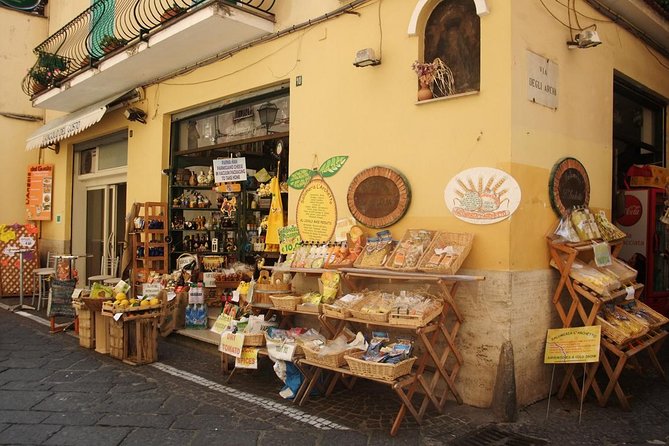 Beauty and History Tour: Positano, Sorrento, Pompeii (FullDay 8h) - Pompeii in about 2 hours: how to make the time count