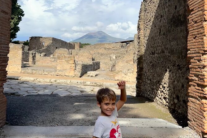 Best Pompeii Private Tour from Naples Port or Hotel Pick Up - Forum time and the famous eruption context