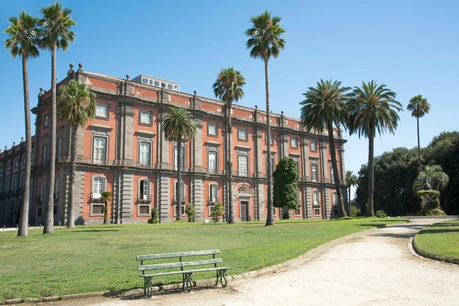 Capodimonte Museum in Naples - Getting there in Naples: nearby public transport, self-led arrival