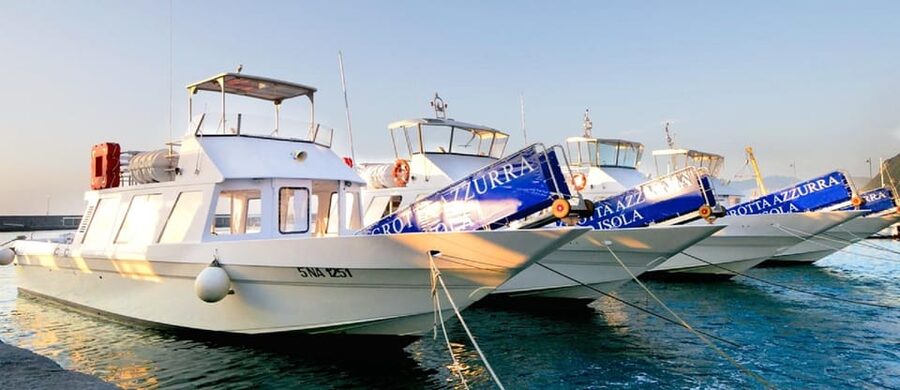 Capri boat experience from Naples - Lunch and free time: how to plan without losing your place