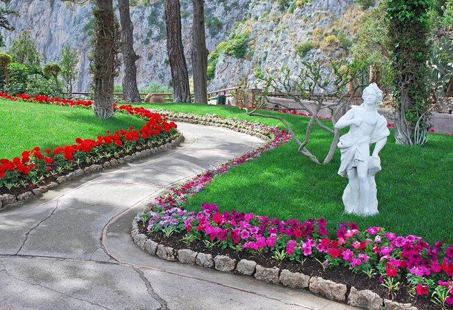 Capri by Land and Sea: Small-Group Tour from Naples - Key Points You Will Feel Immediately
