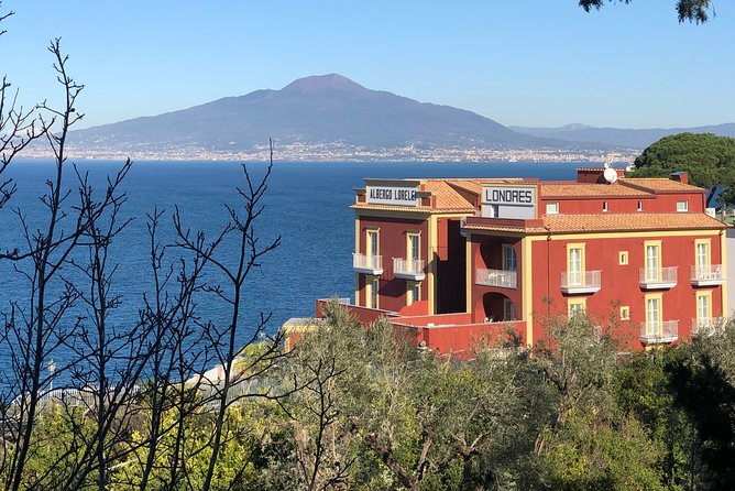 Capri, Sorrento and Pompeii Private Tour - Sorrento coastline, walking, and the art of a good pivot
