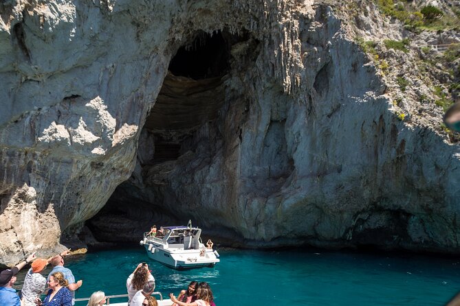 Capri Tour from Pompeii, Vico Equense & Castellammare di Stabia - How the day flows: guidance, maps, then you navigate the crowds