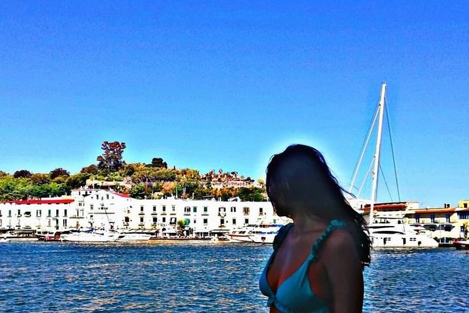 Capri Voucher from Naples: Hydrofoil and Boat Tour Included - What you really get: hydrofoil plus flexible island time