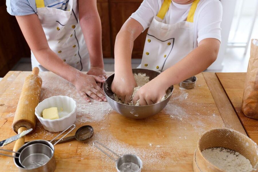 Cooking Lesson: Neapolitan pasta homemade - Neapolitan pasta made by hand in Naples historical center