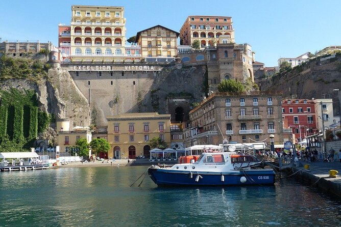 Day Trip to Capri, Blue Grotto, Sorrento & Pompeii Entry Tickets - Pompeii in two focused hours: seeing the story without overloading