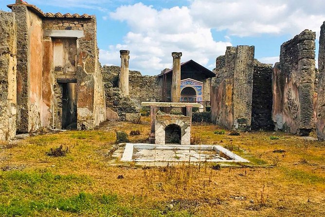 Day trip to Pompeii from Naples - How many departures means you can choose your rhythm