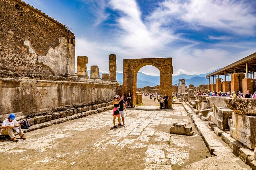 Discover Mt. Vesuvius: Private 3-Hour Tour from Pompeii - Price and Value: Is This Worth $215.24 for a Private Group?