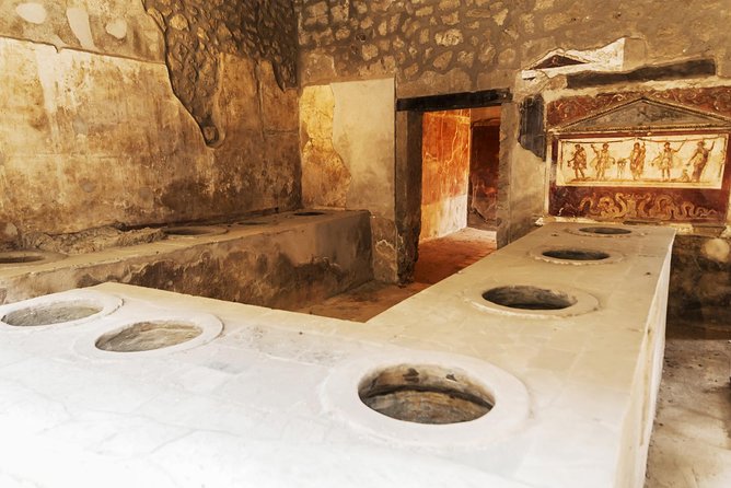 Discover Pompeii on this Guided Walking Tour of the Buried City - Following Roman Daily Life, Street by Street