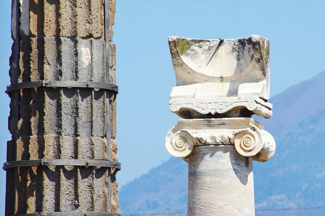DISCOVERING POMPEII - VIP tour/Small group - How the guides shape your experience (names matter)