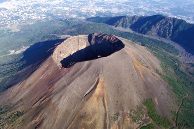 Discovering the Vesuvius - VIP tour / Small group - Pompeii lunch stop: ticket-free admission time, and how to use your 50 minutes