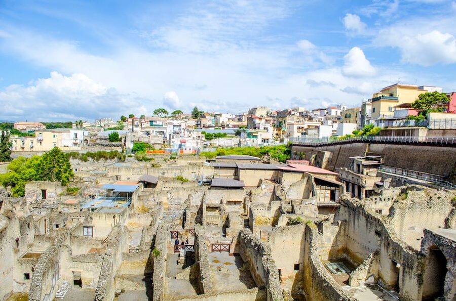 Ercolano: Herculaneum Entry Ticket with Optional Audio Guide - Audio Guide Reality Check: How to Make It Work for You