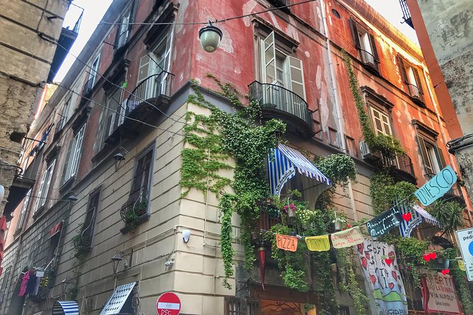 Evening Flavors of Naples: Private Food Tour and Wine Tasting - Dinner, coffee or tea, and how to handle a 4-hour food pace
