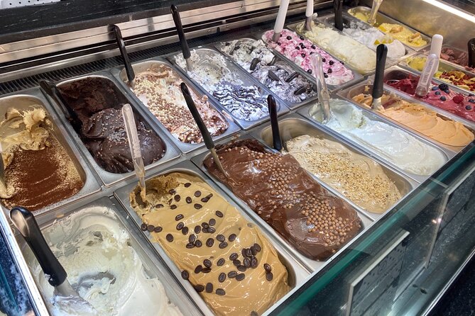 Evening Flavors of Naples: Private Food Tour and Wine Tasting - From Piazza Bellini and the Greek Walls, to Via dei Tribunali