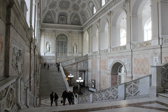 Exciting private tour of the Royal Palace and Bourbon Gallery - Price and value: what you pay, and what you still need to budget for