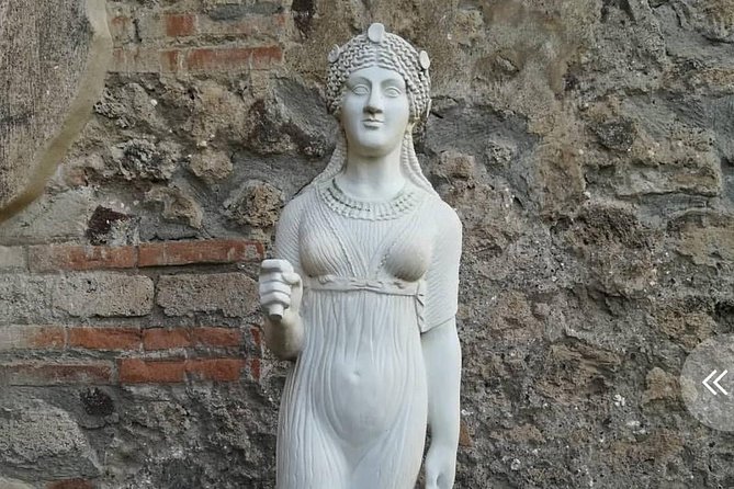 Explore and Experience Pompeii - Your guide, Rosa Bombino, and why the format matters