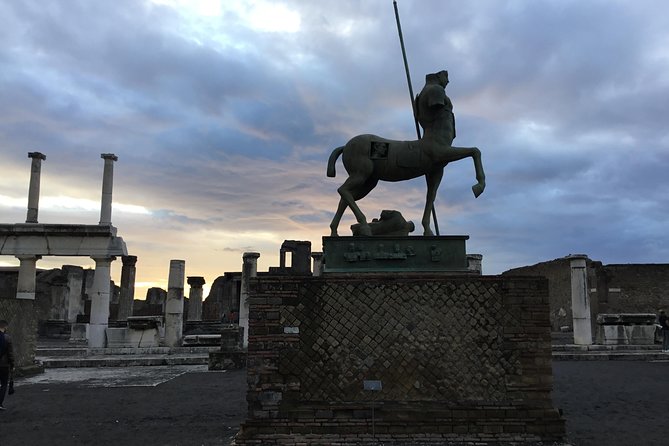 Explore and Experience Pompeii - Who this Pompeii tour suits best