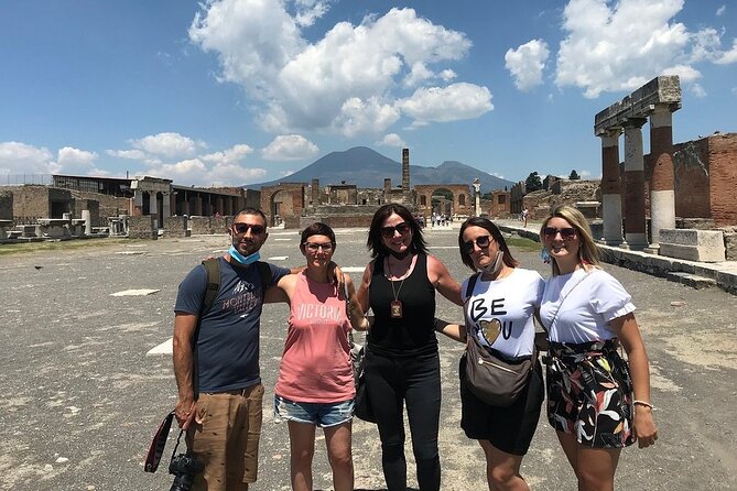 Explore Pompeii: 2-Hour Guided Walking Tour with Included Ticket - Archaeological Park of Pompeii Stop: What the Guided Walk Does Best