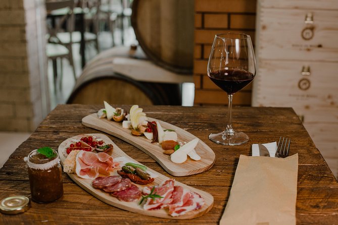 Explore Pompeii: Private Tour, Wine Tasting & Lunch - Price and Value: What $216.26 Per Person Covers