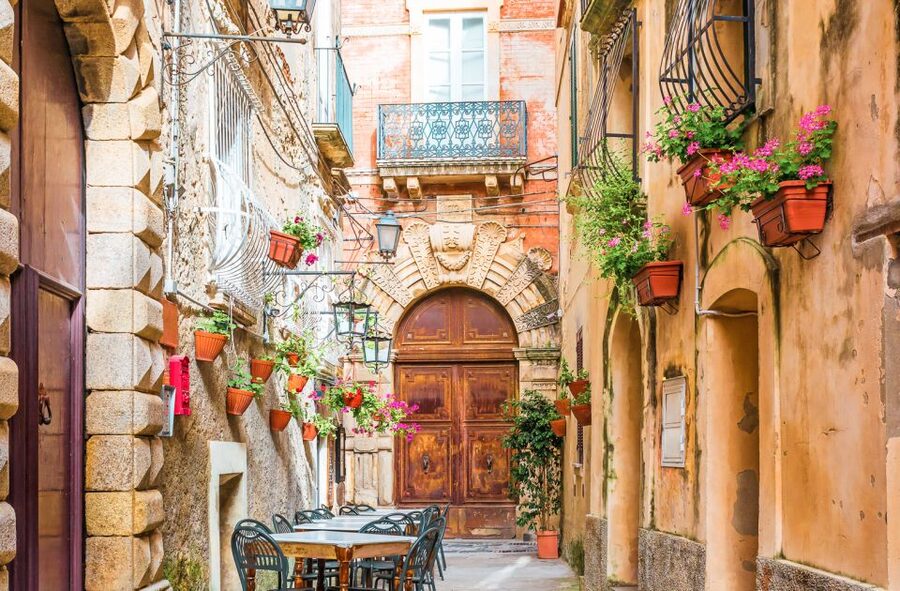 From Naples: Amalfi Coast Private Full-Day Trip - Amalfi’s Flavio Gioia square and the Duomo area