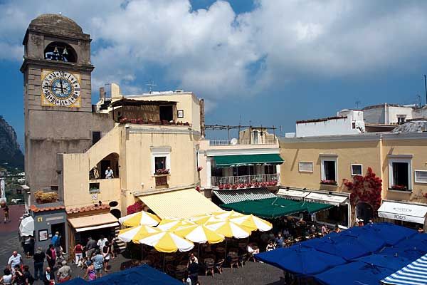 From Naples: Capri and Anacapri - Guided tour - Gardens of Augustus: a short guided visit with big photo payoff