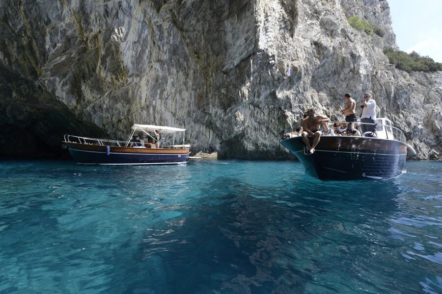 From Naples: Capri Boat Day Trip with Drinks - Should you book the Capri boat day trip with drinks?