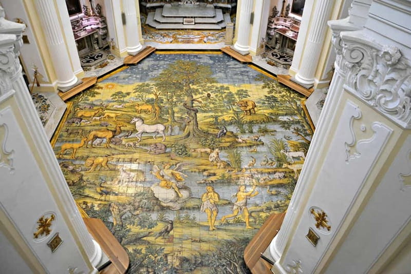 From Naples: Complete Capri Guided Boat and Bus Tour - Capri center plus Augustus Gardens, where the iconic photos make sense