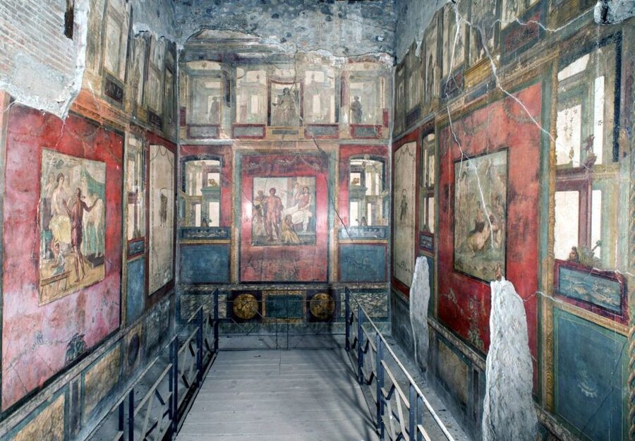 From Naples: Day Trip to Pompeii with skip the line - A brothel and public life: Pompeii’s blunt honesty