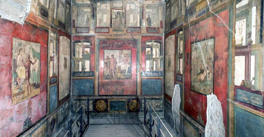From Naples: Day Trip to Pompeii with skip the line - Priority entrance: saving real time at the ruins