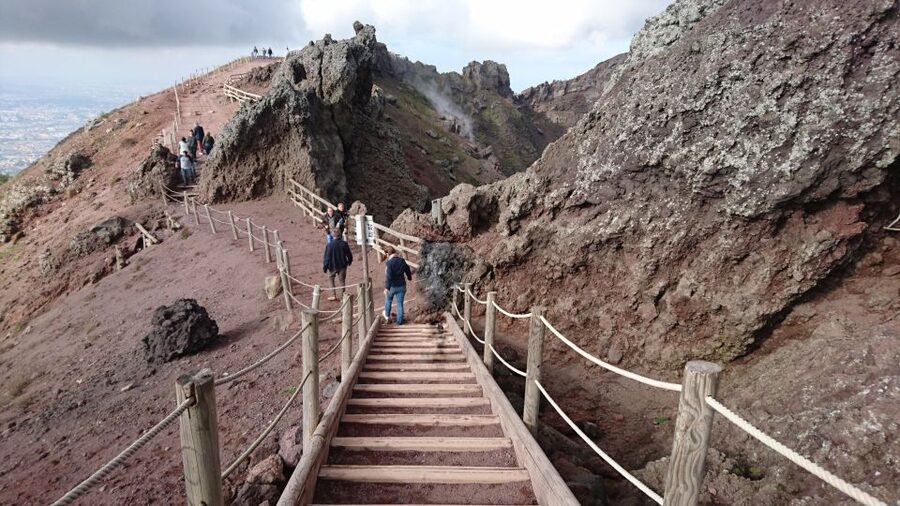 From Naples: Guided Pompei & Mount Vesuvius with Pizza Lunch - Key things to know before you go
