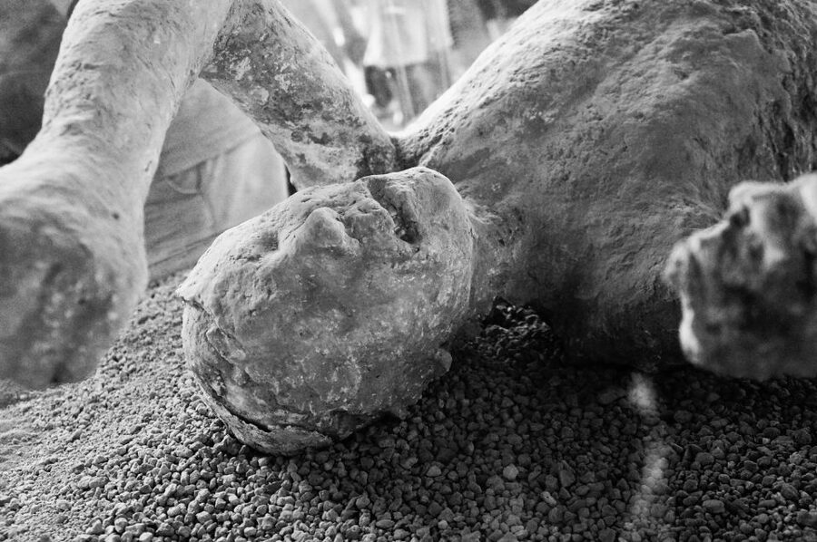 From Naples: Herculaneum, Vesuvius, and Pompeii Trip - Naples to the Bay of Fire: why this day plan makes sense