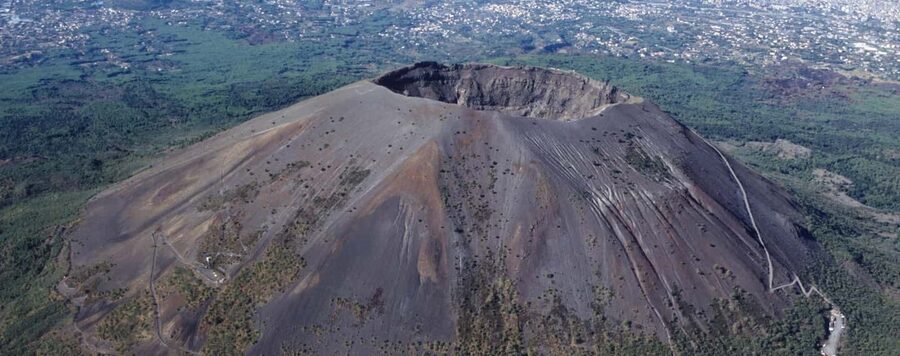 From Naples: Mount Vesuvius Half-Day Tour with Lunch - Pompeii lunch stop: fuel for the climb and a calmer pace